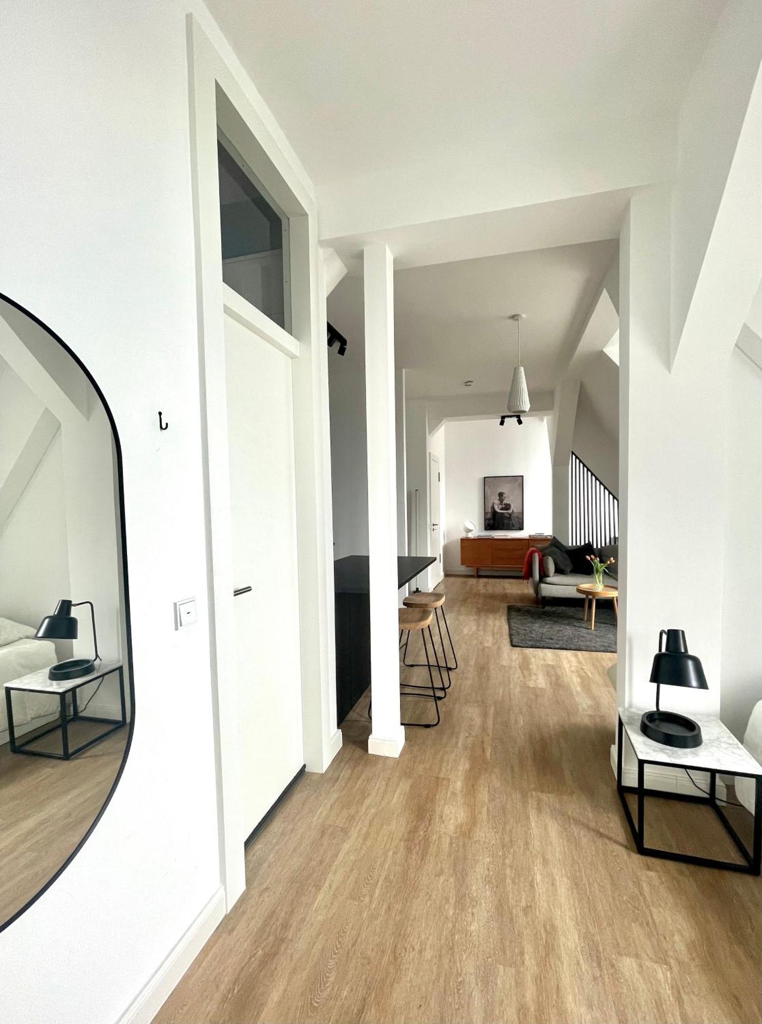 Super Zentrales Design-Apartment Wiesbaden Buitenkant foto